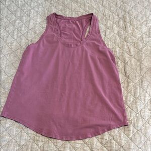 Lululemon love tank size 8